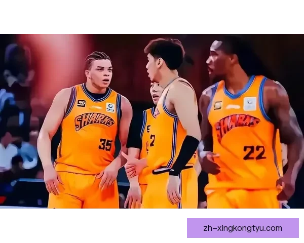 洛夫顿三双助上海逆袭广东进四强